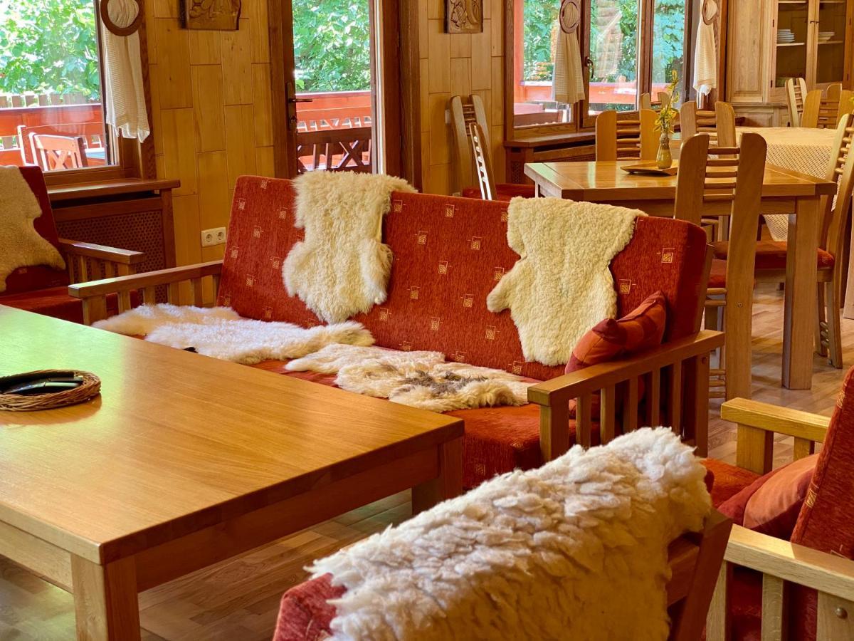 Platan Vendeghaz Villa Izvoare  Dış mekan fotoğraf