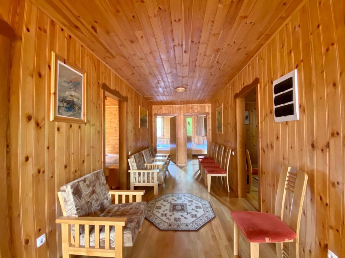 Platan Vendeghaz Villa Izvoare  Dış mekan fotoğraf